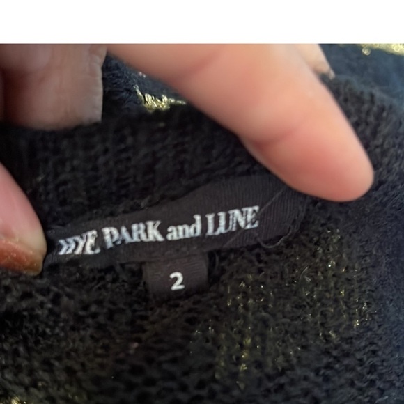 🍀5/$25🍀 HYE Park and Lune size 2 shirt top - Picture 8 of 11